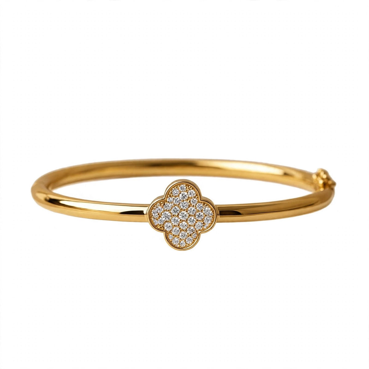 18K Yellow Gold Pavé Diamond Clover Bangle Bracelet