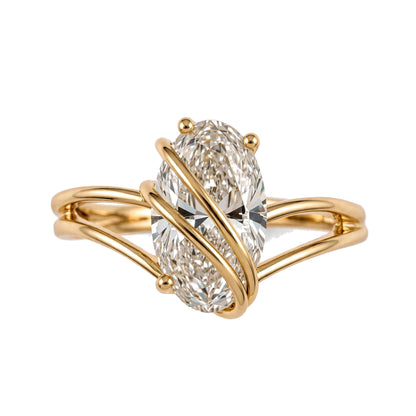 14K Yellow Gold Contemporary Split Shank Ring.