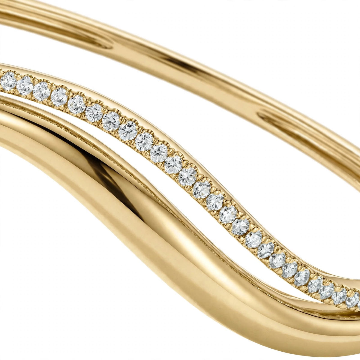 14K Yellow Gold Double Wave Pavé Diamond Bangle Bracelet