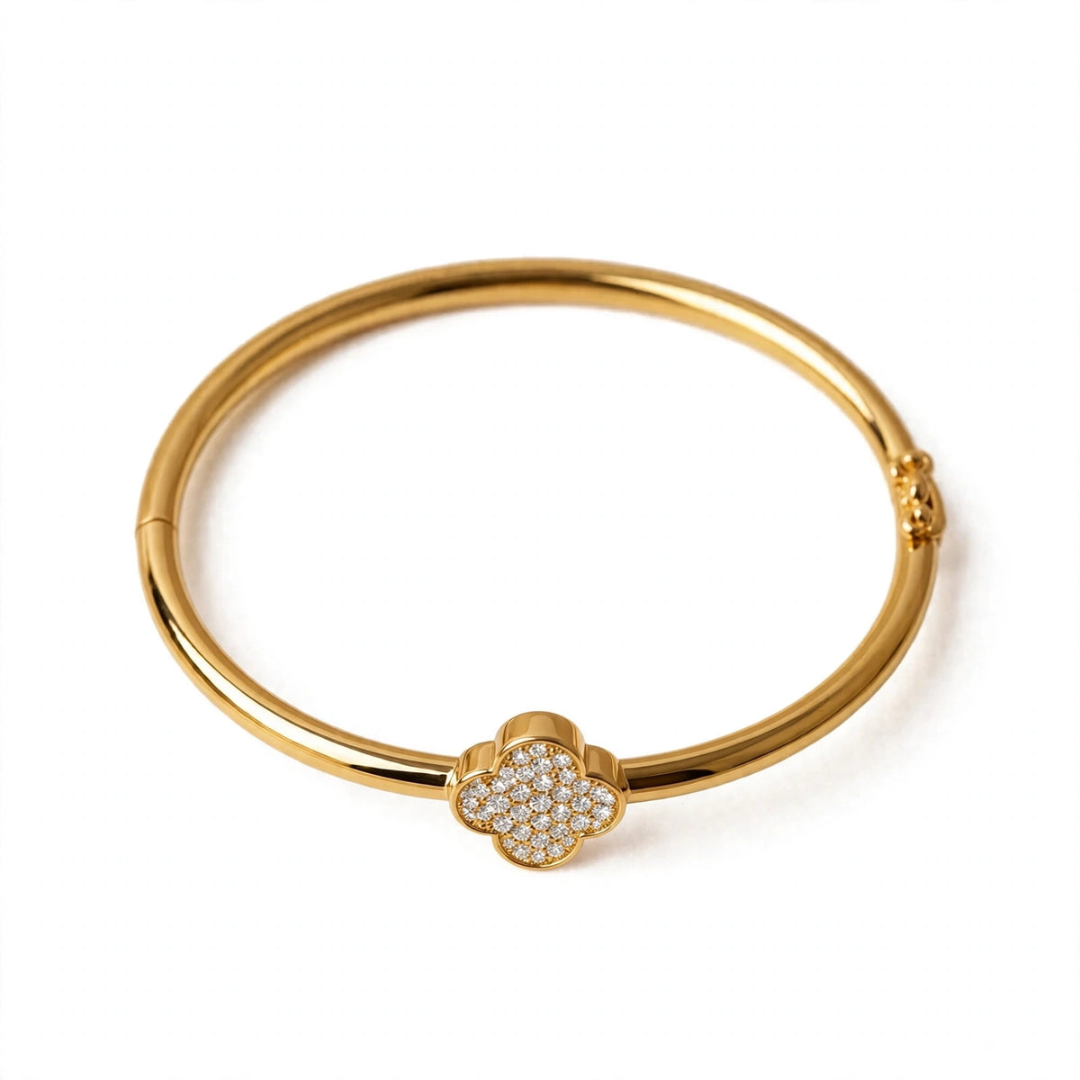 18K Yellow Gold Pavé Diamond Clover Bangle Bracelet