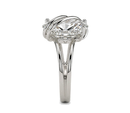 14K Yellow Gold Contemporary Split Shank Ring.