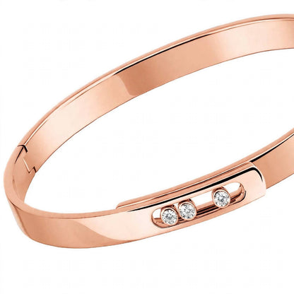 18K Yellow Gold Three-Stone Moving Diamond Bangle