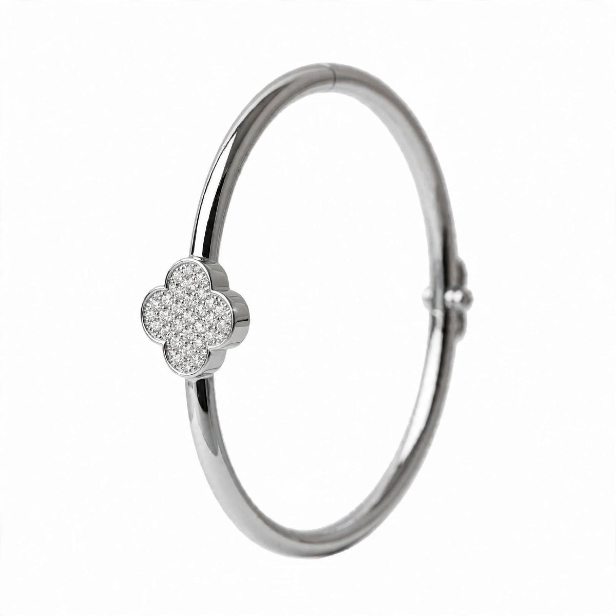 18K Yellow Gold Pavé Diamond Clover Bangle Bracelet