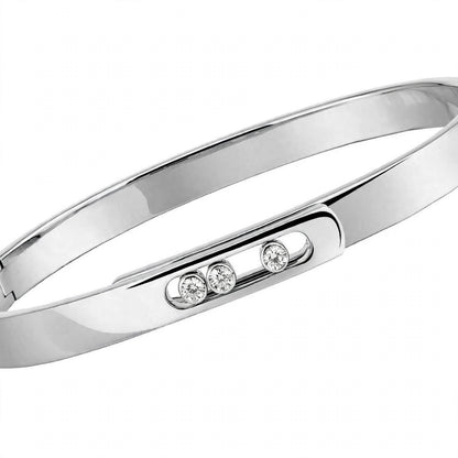 18K Yellow Gold Three-Stone Moving Diamond Bangle
