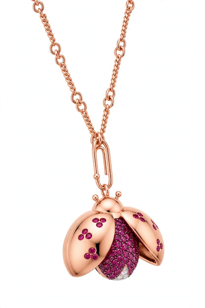 18K Yellow Gold Ladybug Pendant Necklace.