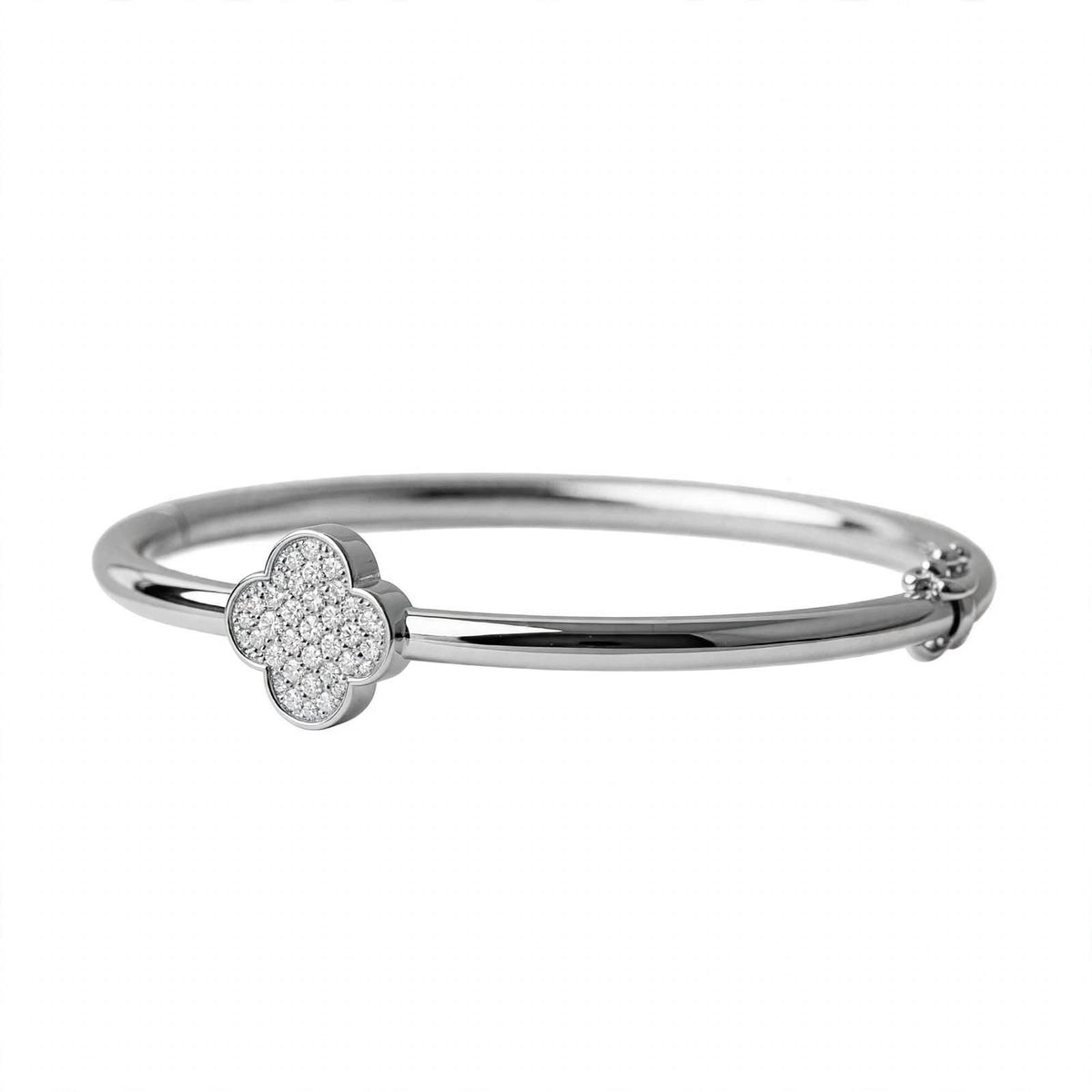 18K Yellow Gold Pavé Diamond Clover Bangle Bracelet