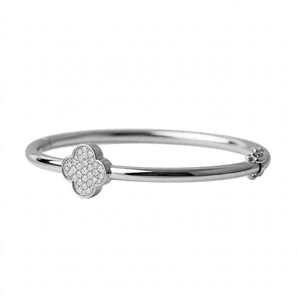 18K Yellow Gold Pavé Diamond Clover Bangle Bracelet