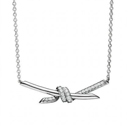 18K Yellow Gold Interlocking Knot Pendant Necklace